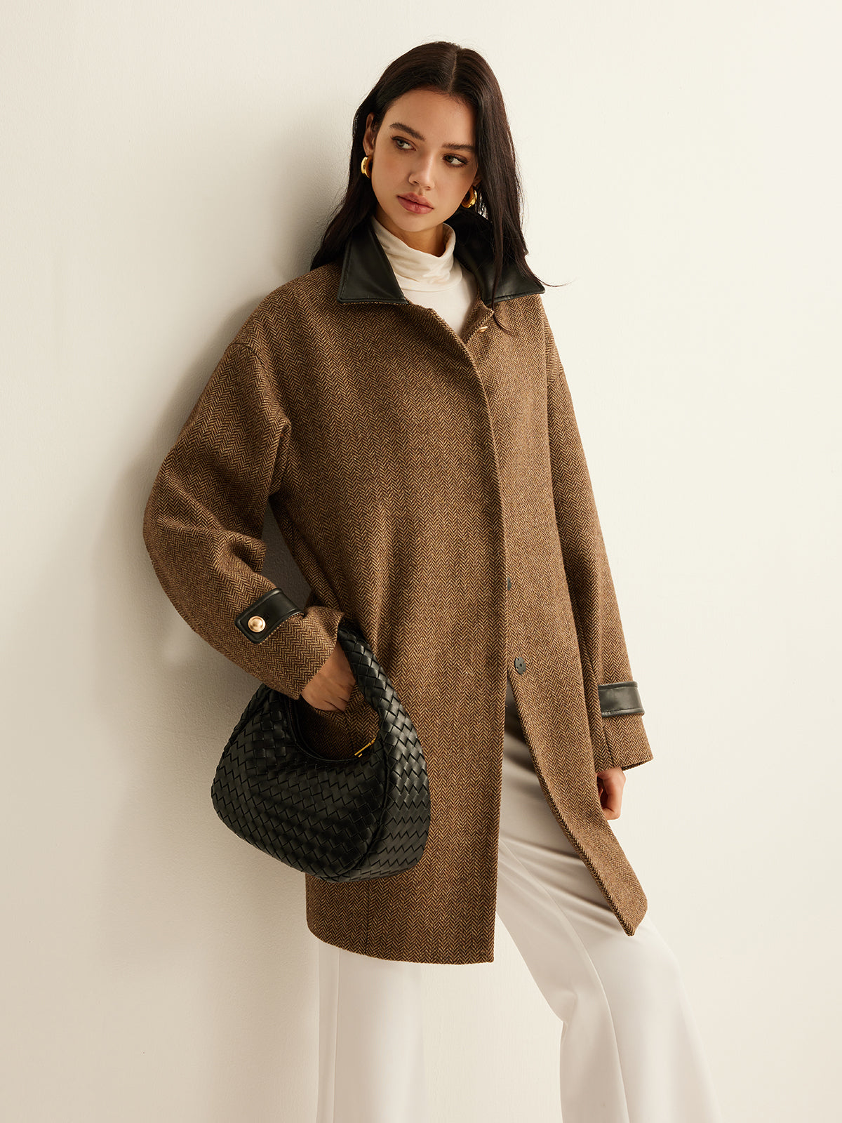 Contrast Collar Button Wool Coat