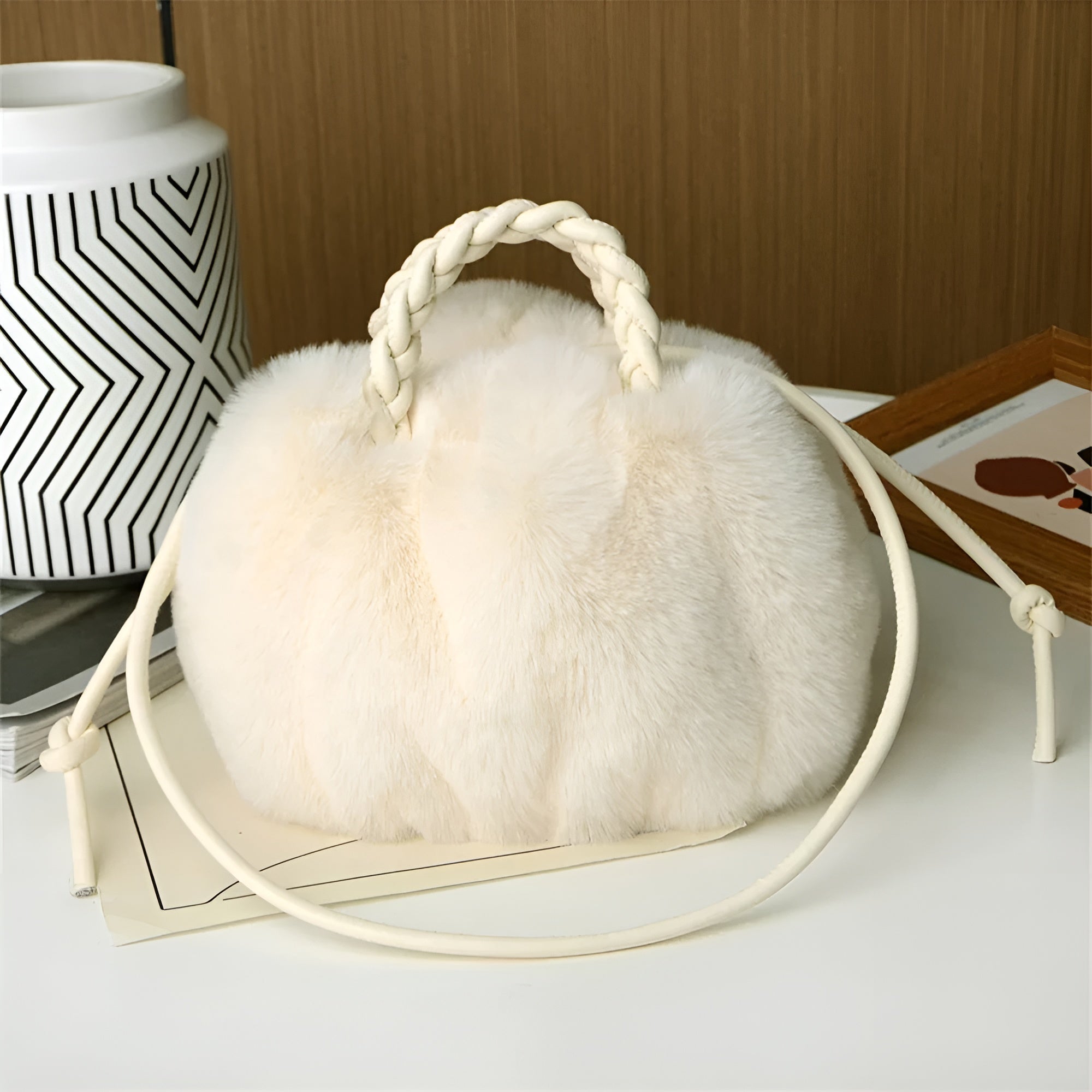 Fluffy Chic – Borsa a Mano Morbida