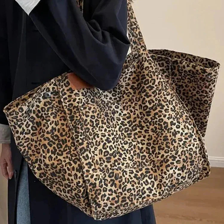 Tote Safari Chic di Olivia