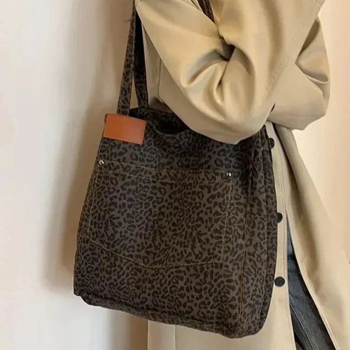 Tote Safari Chic di Olivia