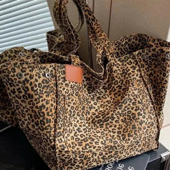 Tote Safari Chic di Olivia