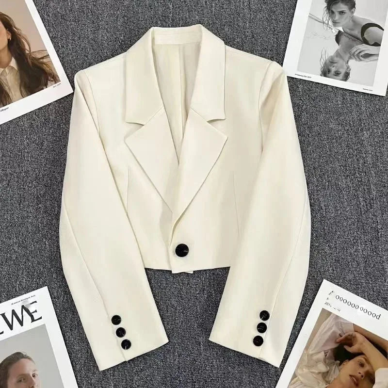 Blazer Corto Eleganza Urbana